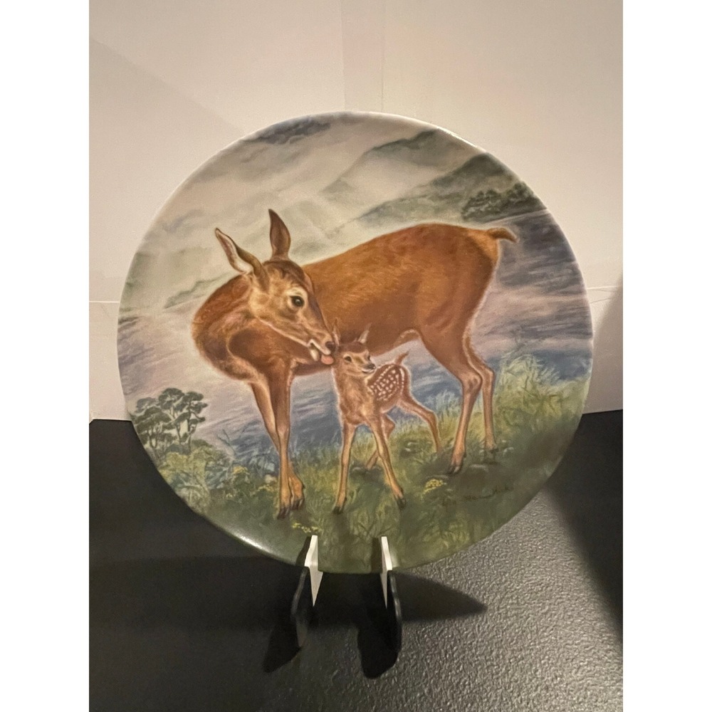 Knowles A Reassuring Touch Yin-Rei Hicks Deer Fawn Collector Plate 1985 COA